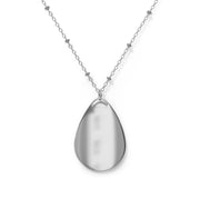 Serene Bombshell Elegant Oval Necklace with Chic Design