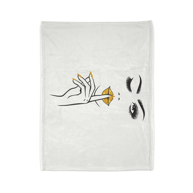 Serene Bombshell Chic Whispering Lips Blanket | Cozy Decorative Throw