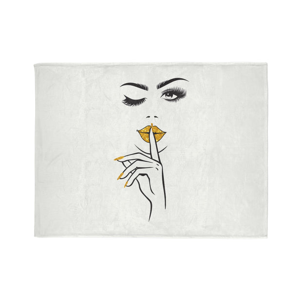 Serene Bombshell Chic Whispering Lips Blanket | Cozy Decorative Throw